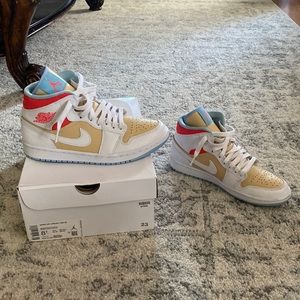 Nike Air Jordan 1 Mid Se